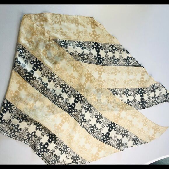 Set of (2)Scaves: Bossani Black Knit Scarf, Gray Tan Scarf - Picture 13 of 16